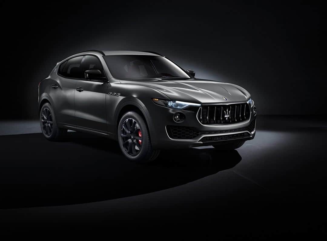Maserati Japan | マセラティ ジャパンのインスタグラム：「MASERATI Levante Diesel Final Edition 2021.2.11 (THU) – 14 (SUN)   2月11日（木）-14日（日）の4日間にわたり、“MASERATI Levante Diesel Final Edition”と題して、マセラティのSUV レヴァンテ ディーゼル ファイナルエディションの展示会を開催いたします。  期間中は、マセラティのSUV レヴァンテ ディーゼル ファイナルエディションをはじめ、V6、V8ガソリンエンジンを搭載するバリエーション豊かなレヴァンテのラインナップもご紹介いたします。また、マセラティならではの心奪われるような多彩なボディカラーをご提案いたします。  ぜひショールームへお越しいただき、レヴァンテ ディーゼルの集大成とともに、マセラティのSUVの世界をご体感ください。  あなた様のご来場を心よりお待ち申し上げております。新型コロナウイルス感染拡大防止とお客様の健康と安全の為に、試乗をご希望の方は、ご予約をお願いしております。  ※展示車両のラインナップと展示開催日は、ショールーム毎に異なります。詳細はマセラティ正規ディーラーまでお問い合せください。 ※一部ショールームでは売約済みの可能性がございます。ご了承ください。  詳細はこちら。 https://www.maserati.com/jp/ja/shopping-tools/levante-diesel-open-door-weekend-february-2021 #Maserati #マセラティ #MaseratiJapan #マセラティジャパン #Levante #レヴァンテ #LevanteDieselFinalEdition #レヴァンテディーゼルファイナルエディション」