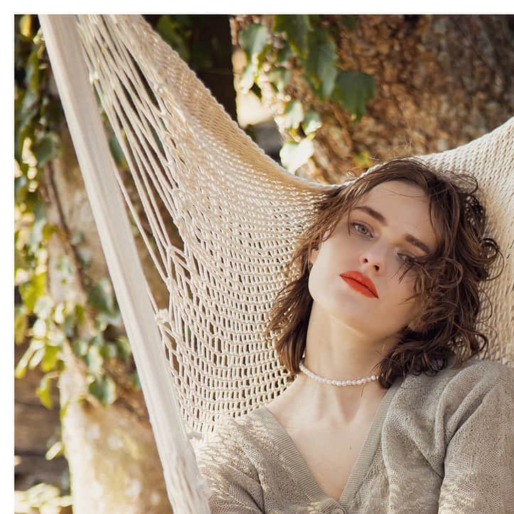 デュラスアンビエントのインスタグラム：「AMBIENT SPRING 2021 COLLECTION  全ての女性が持つ美しさを最大限に引き出すディテールワーク、魅せる術を心得たエレガントなデザイン性はそのままに。 2021年春夏は、肩肘張らない新しい生活様式に向けた、リラックスムードを与えるアイテムがラインナップ まどろむような優しい色、しなやかさと軽さ、機能性とシルエット。 品格がありながら　やすらぎも備えた、レディの装いへ導くデイリーウェアとドレスライン。 今のライフスタイルと気分を底上げし、女性である喜びを日常に。  The detail work that maximizes the beauty of all women, and keep the elegant design that knows how to fascinate.   In the spring and summer of 2021, we have a lineup of items that give a relaxing mood for a new lifestyle.  Soft light colors, suppleness and lightness, functionality and silhouette.  A line of daily wear and dresses that leads to a Lady, with dignity and comfort.   Raise your lifestyle and mood, and bring the joy of being a woman to everyday life. . . . アンビエント 春の最新ビジュアルがリリースされました。 新シーズンの世界観をオンラインサイト トップバナーまたは【LOOK BOOK】にて是非ご堪能下さい。 ＿＿＿＿＿＿＿＿＿＿＿＿＿＿＿＿＿＿＿＿ www.ambient-online.com @ambientofficial #アンビエント#ambient_official #springcollection #spring2021」