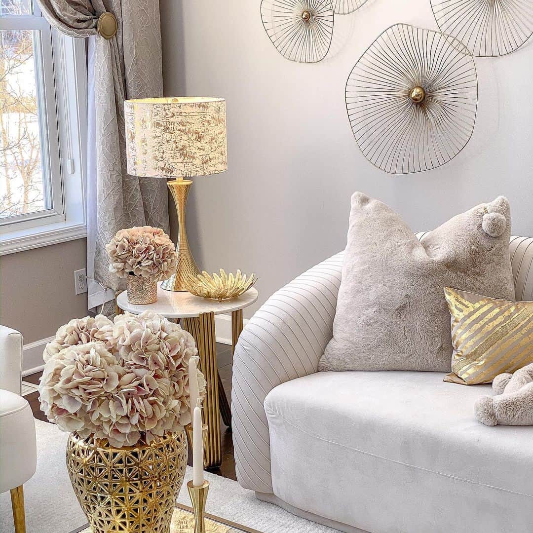 のインスタグラム：「Lamps! Lamps! And more Lamps!! Click the link in my bio to shop the Inspire Me! Home Decor lamp collection! Just launched a d every piece is beautifully designed with details to give you a statement lamp for your room! Link in my bio to shop.」