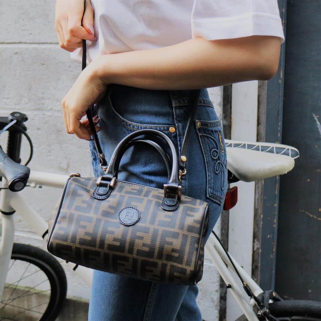 Vintage Brand Boutique AMOREのインスタグラム