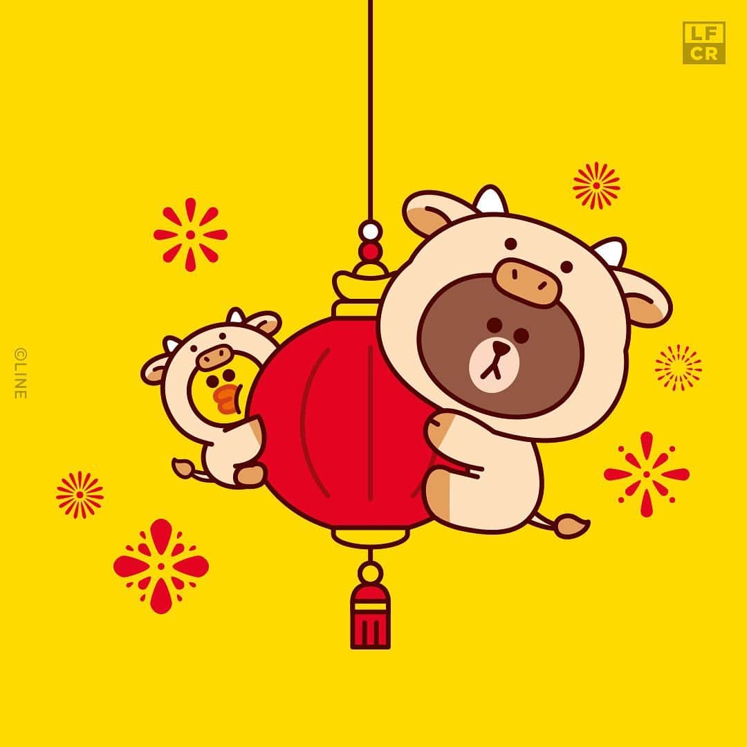 LINE FRIENDSさんのインスタグラム写真 - (LINE FRIENDSInstagram)「2021, The year of the ox 🐮 BROWN & FRIENDS Lunar New Year Theme Drop! ⠀ Do you like our props, dressed as an ox? Share with us your New Year's resolutions! ⠀ Visit LINE FRIENDS CREATOR this upcoming lunar new year, to design your own holiday-themed products. ⠀ 👉 Link in bio ⠀ #LINEFRIENDS #NEWYEAR #newyearsresolution #chinesezodiac」2月5日 11時44分 - linefriends
