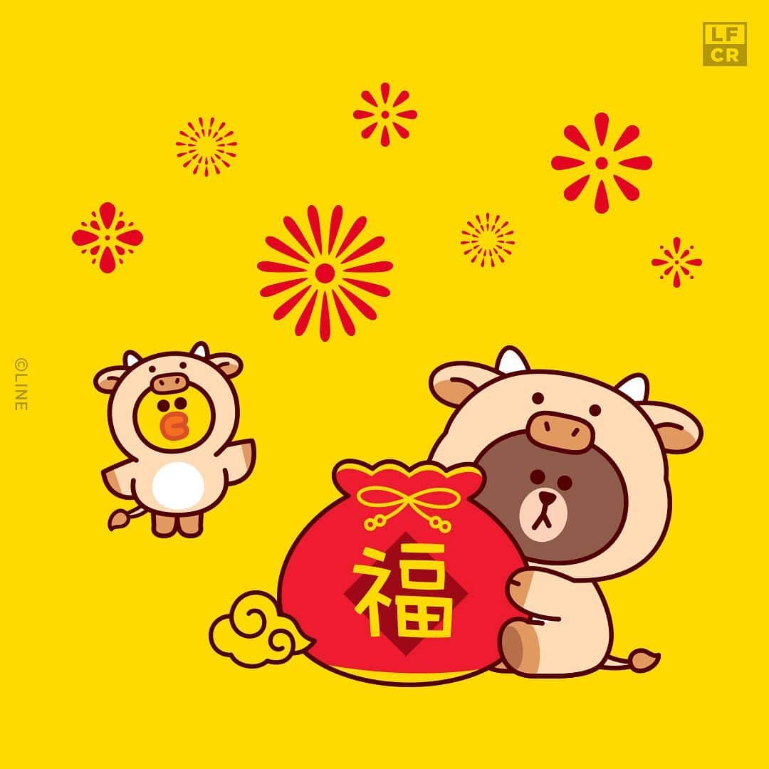 LINE FRIENDSさんのインスタグラム写真 - (LINE FRIENDSInstagram)「2021, The year of the ox 🐮 BROWN & FRIENDS Lunar New Year Theme Drop! ⠀ Do you like our props, dressed as an ox? Share with us your New Year's resolutions! ⠀ Visit LINE FRIENDS CREATOR this upcoming lunar new year, to design your own holiday-themed products. ⠀ 👉 Link in bio ⠀ #LINEFRIENDS #NEWYEAR #newyearsresolution #chinesezodiac」2月5日 11時44分 - linefriends