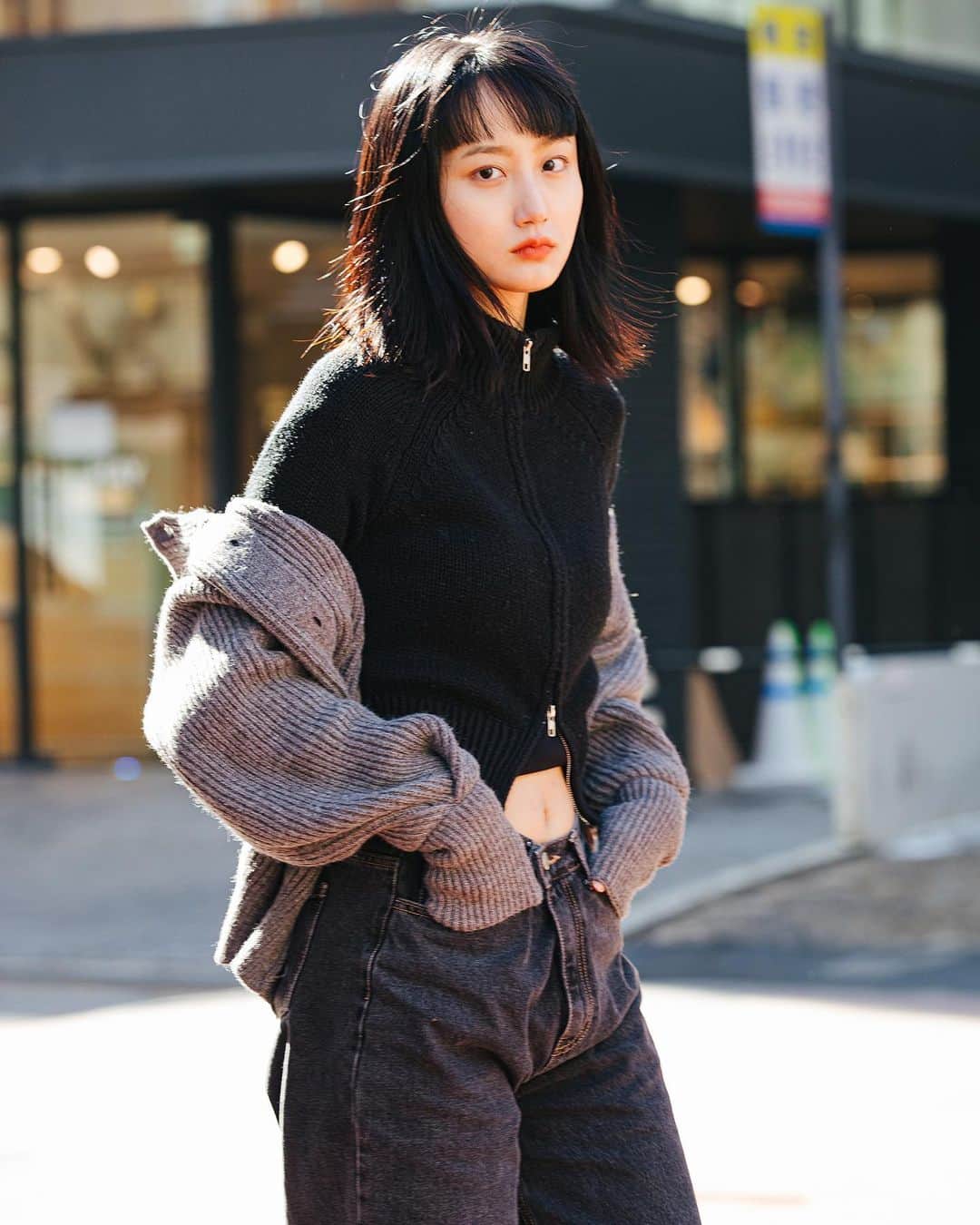 가로수길 , Seoulのインスタグラム：「Street @damheeleee 🔥✨ Long tine no see 👍🏻」