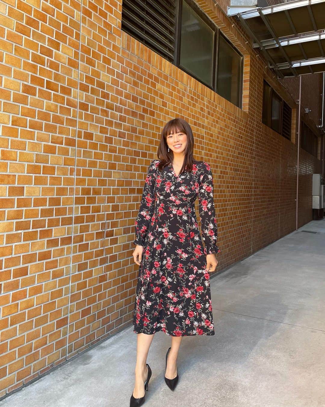 わちみなみのインスタグラム：「こんや23時〜﻿ テレビ埼玉GGRご覧ください⚽️！﻿  ﻿ トレーニングマッチの様子﻿ 全選手の動きが気になりますね！！﻿ ﻿ 汰木選手のロングインタビュー﻿ お見逃しなく✊🏻💞﻿ すごく丁寧に答えていただいています✨﻿ 来週も後半のロングインタビューありますよ！！GGR毎週みてくださってるそう😄 ﻿ 衣装は @saaageboutique」