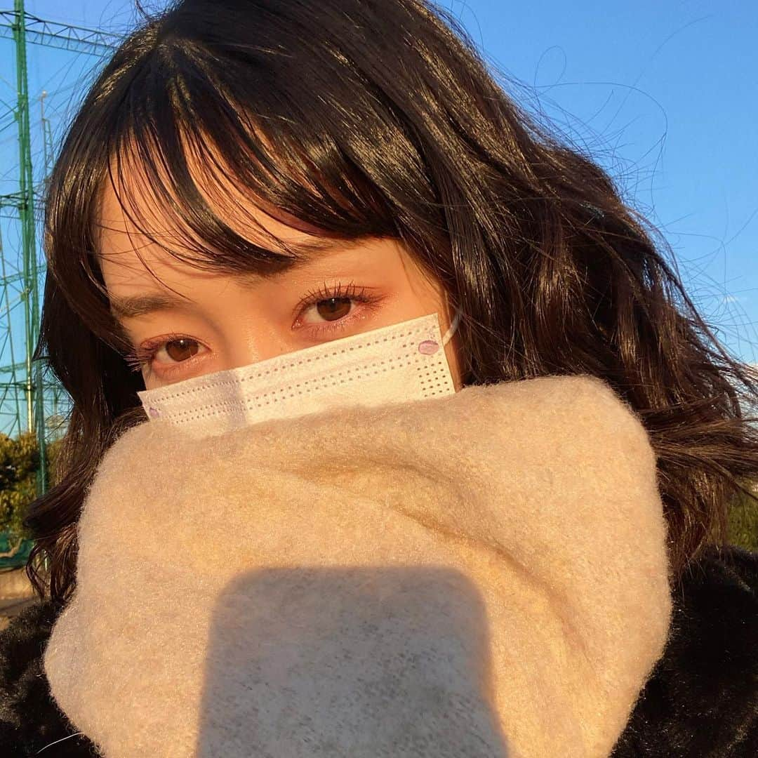 松川菜々花さんのインスタグラム写真 - (松川菜々花Instagram)「・ 誕生日の日にしたメイク💄 アイシャドウ→ @chanel.beauty  マスカラ→ @excelmake 『プルーン』 涙袋→ @stila_jp @stilacosmetics   アイラインは使わない派👍  #韓国メイク #韓国ヘア #韓国 #韓国ファッション #カラーメイク #カラーマスカラ #垢抜けメイク #オルチャン #オルチャンメイク #シャネルコスメ #エクセル #エクセルメイク #韓国コスメ #韓国ネイル」2月5日 13時05分 - matsukawa__nanaka