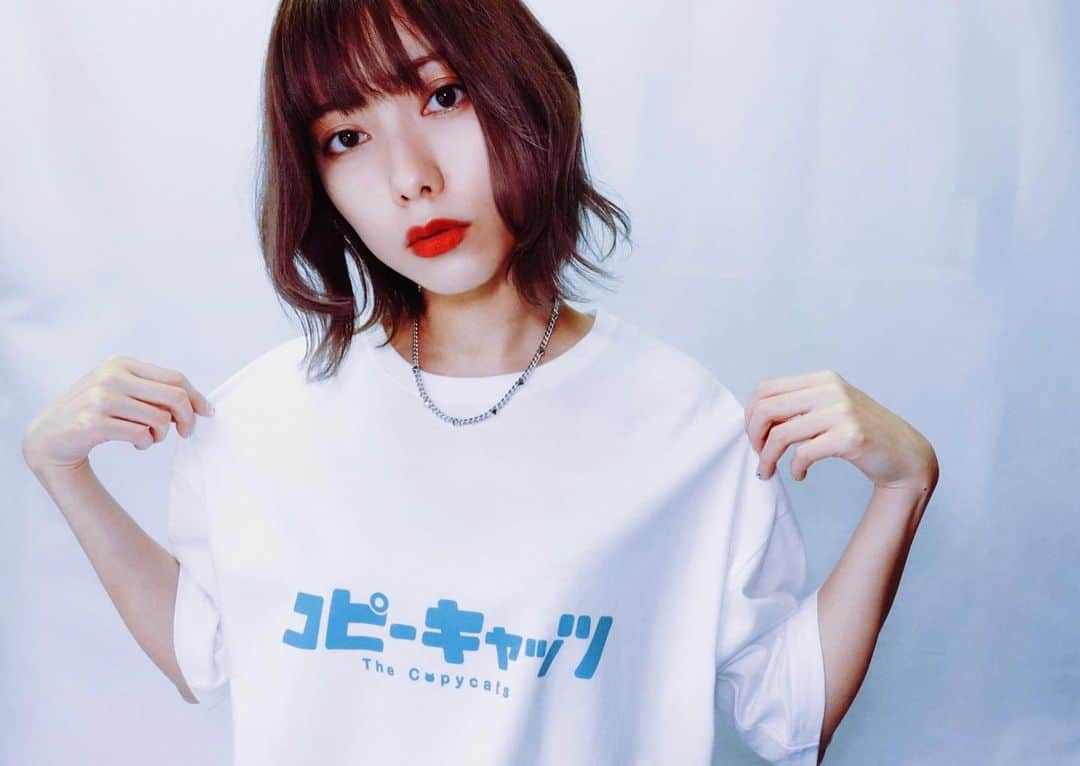 SHIZUKAのインスタグラム：「. We gonna post a video on YouTube tonight (9pm Japan time). Please check my stories to watch it;)  . 今夜9時にコピーキャッツの動画をYouTubeにアップします！ストーリーズにアップするのでチェックしてね」