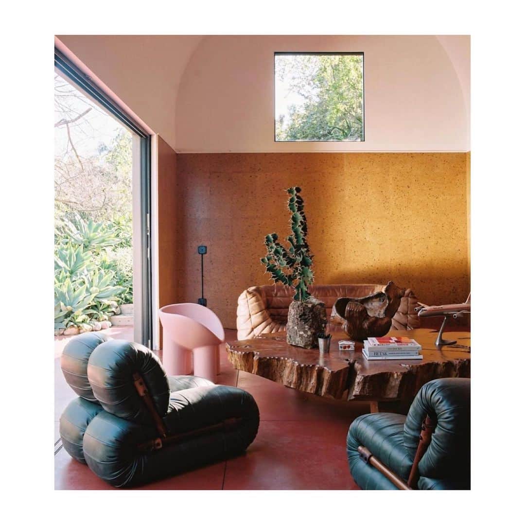 のインスタグラム：「Décor details via @flamingo_estate ✨ #MagicalSpaces #MISAworld」
