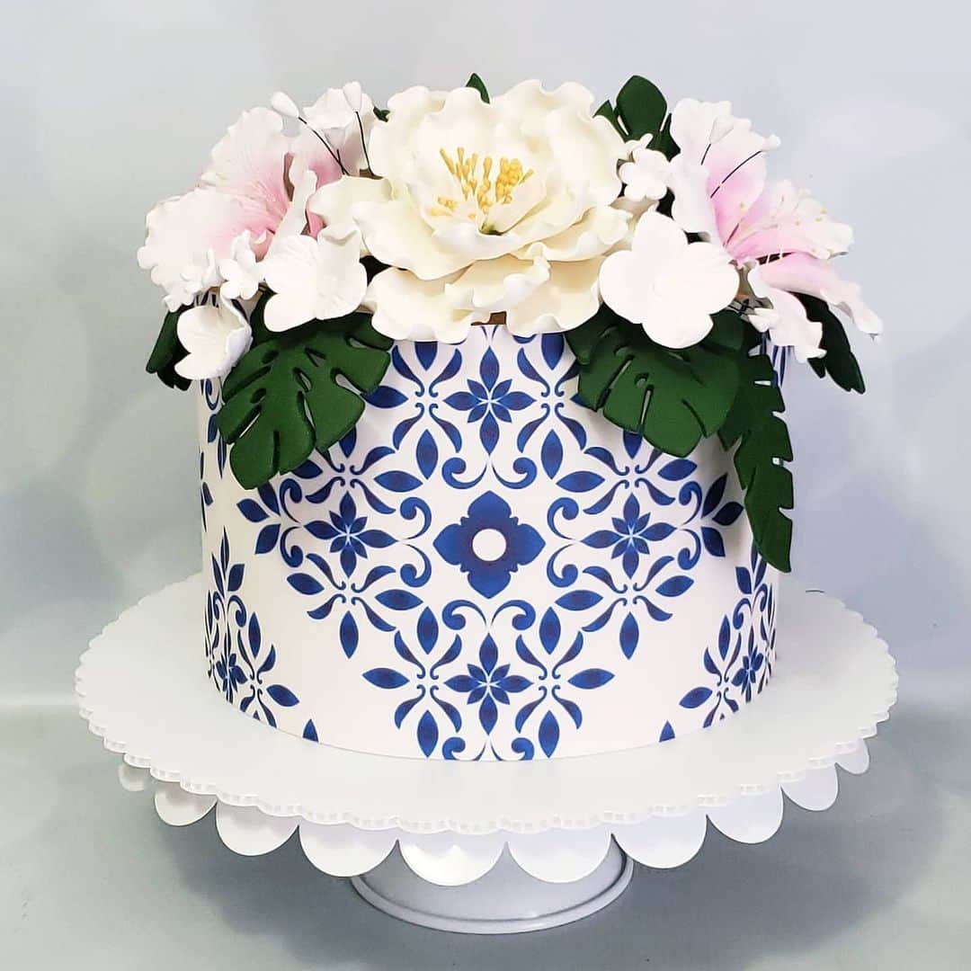 Honey Bee Cakesのインスタグラム：「💐」