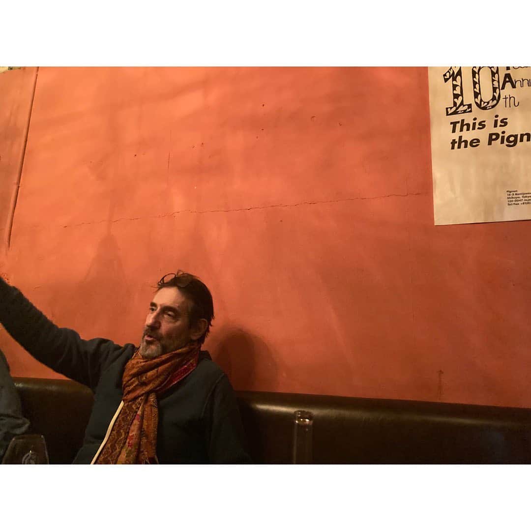 journaleatripのインスタグラム：「Nomadic kitchen  ノマディックキッチン あれから10年 いろいろ各々ありますが いつも終わらない話しをする。  #eatripレストランのお惣菜セット#りんぺいが綺麗に盛り付けてくれた#お肉もやいてくれた#とーさんは予想通り#できあがりたどりつかず#しんちゃん遠い#真鍋支配人そろそろですね」