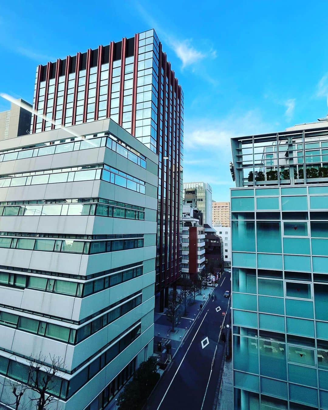 本間憲のインスタグラム：「我が部屋からの新景色2021」