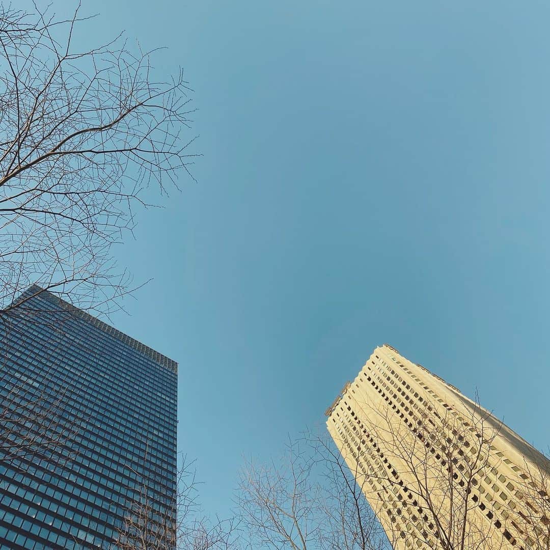 のインスタグラム：「☁️」