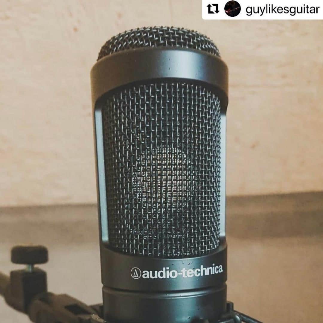 Audio-Technica USAさんのインスタグラム写真 - (Audio-Technica USAInstagram)「#FanPhotoFriday: Great for recording vocals, ensembles, acoustic guitars, and more, our condenser microphones are well-known for their excellent audio quality and sensitivity. Thanks for sharing, @guylikesguitar!⁠ .⁠ .⁠ .⁠ #AudioTechnica #Microphones #ProAudio #Recording #Studio #MusicStudio #Musician #Performer⁠」2月6日 4時02分 - audiotechnicausa