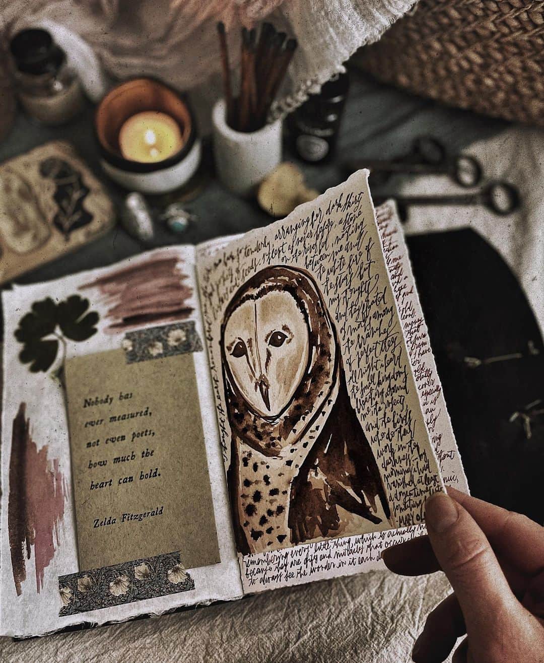 Catharine Mi-Sookさんのインスタグラム写真 - (Catharine Mi-SookInstagram)「My study in barn owls continues. I’m thoroughly enjoying this newness of brushstrokes. Thoughts have been much like rivers churning in currents though I’ve felt the need to retreat and channel them in the quiet offline spaces. The more pressed or pulled or nudged has become a cue to detour away into an expanse and take all the room I need. This has been such a wonderful gift. I’m exuberantly happy Friday has arrived and the weekend awaits with all sorts of possibility. My favorite is the sound of laughter echoing through rooms and the way the sunlight peers through certain windows. The sun feels extra warm in its hues today like an overarching golden hour thawing out ligaments while the soul stretches in its bask. I’m looking forward to books and baking and forts and imaginating. And of course scribbles and colors splayed throughout blank pages too. What are you looking forward to? . . . . Leather Journal with mixed paper @quillandarrow. Sailor Pro Gear Mini @yoseka.stationery. 1901 Pencil with Sterling Silver Extender @franklinchristoph. . Ceramic Paint Palette @pitchpinepottery. Watercolors @caseformaking. Candles @natureskindle. Turquoise Rings @saltandsummitjewelry. Alpha Luna Ring @foxand.thefawn. . . . . “I thought the earth remembered me, she took me back so tenderly, arranging her dark skirts, her pockets full of lichens and seeds. I slept as never before, a stone on the river bed, nothing between me and the white fire of the stars but my thoughts, and they floated light as moths among the branches of the perfect trees. All night I heard the small kingdoms breathing around me, the insects, and the birds who do their work in the darkness... By morning I had vanished at least a dozen times into something better.” -Mary Oliver . . . . #artjournaling #journaling #memoirs #barnowl #watercolorsketch #junkjournal #quillandarrow #bookbinding #handmadejournal #franklinchristoph #pencilholder #sailorpen #sailorprogearmini #fountainpen #pitchpinepottery #mypitchpine #ceramicpalette #caseformaking #watercolorpractice #booksandcandles #ofsimplethings #darkacademiaaesthetic #inspireddaily #poetryofsimplethings #morningpages #thesweetlifeunscripted #gatheredstyle」2月6日 4時02分 - catharinemisook