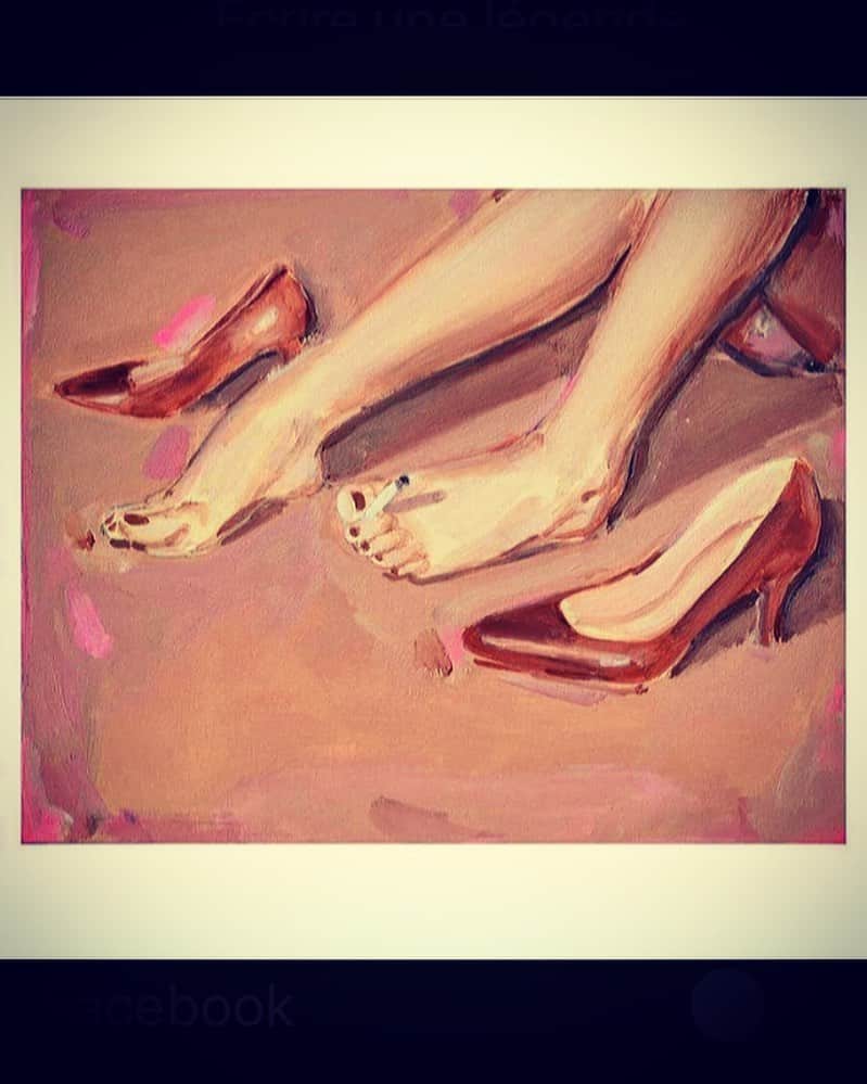 エマニュエル・ベアールのインスタグラム：「#weekend 👄 waiting for better days ....」