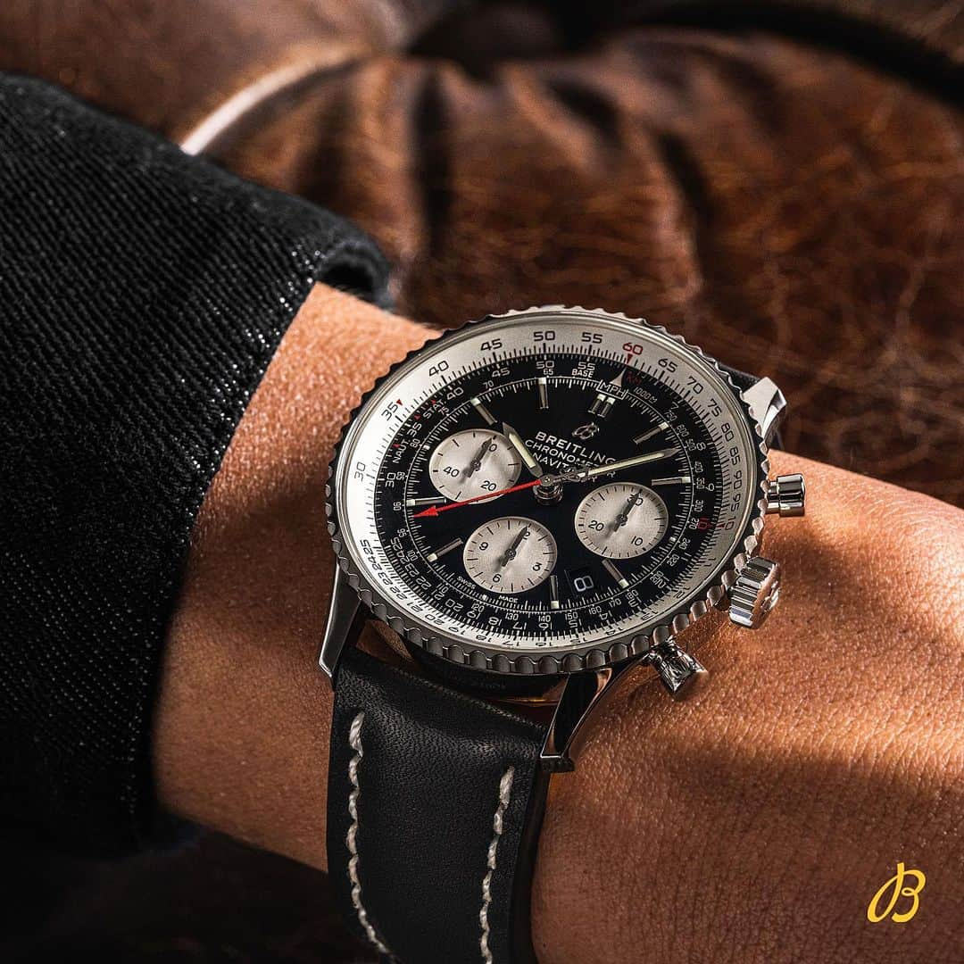 ブライトリングさんのインスタグラム写真 - (ブライトリングInstagram)「The iconic Navitimer B01 Chronograph 43 combines technical mastery and original design. Powered by Breitling Manufacture Caliber 01, a true emblem of reliability and performance. .  #breitling #squadonamission #navitimer #navifriday #icon #chronograph #pilotwatch #blackdial #aviation #design #heritage #sliderule #pilot #legend #luxury #swissmade #watches」2月6日 2時54分 - breitling