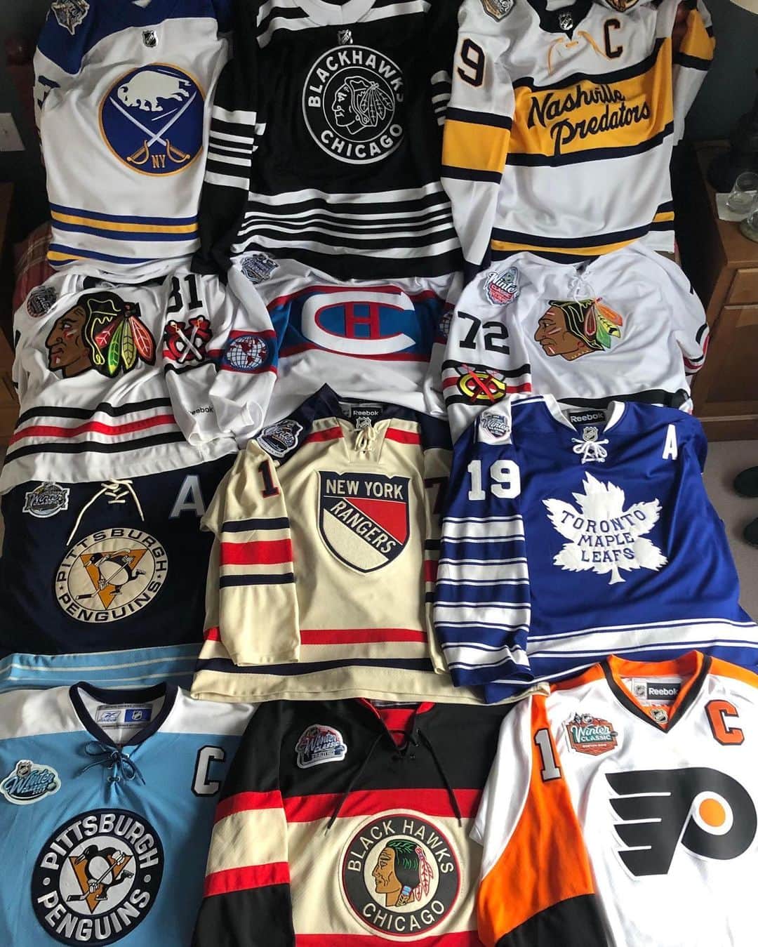 NHLさんのインスタグラム写真 - (NHLInstagram)「One jersey from every Winter Classic!   Which is your favorite? 🤔 (📷 Reddit/miner88)」2月6日 3時09分 - nhl