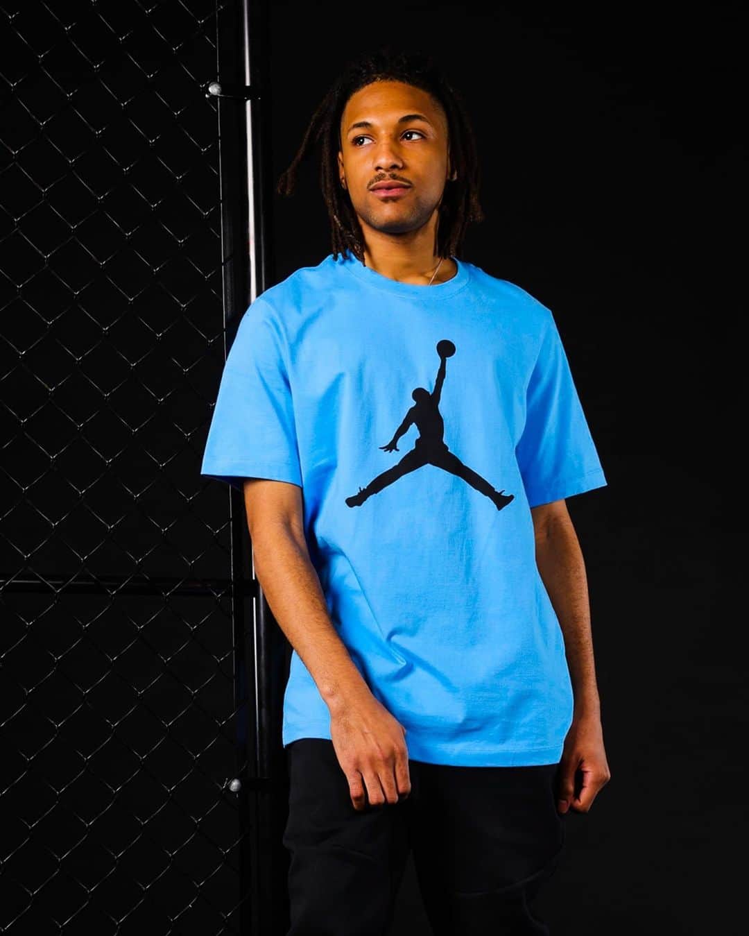 Foot Lockerのインスタグラム：「Jumpman Blue 💎 Shop Fresh #Jordan Tees online & in-store.」