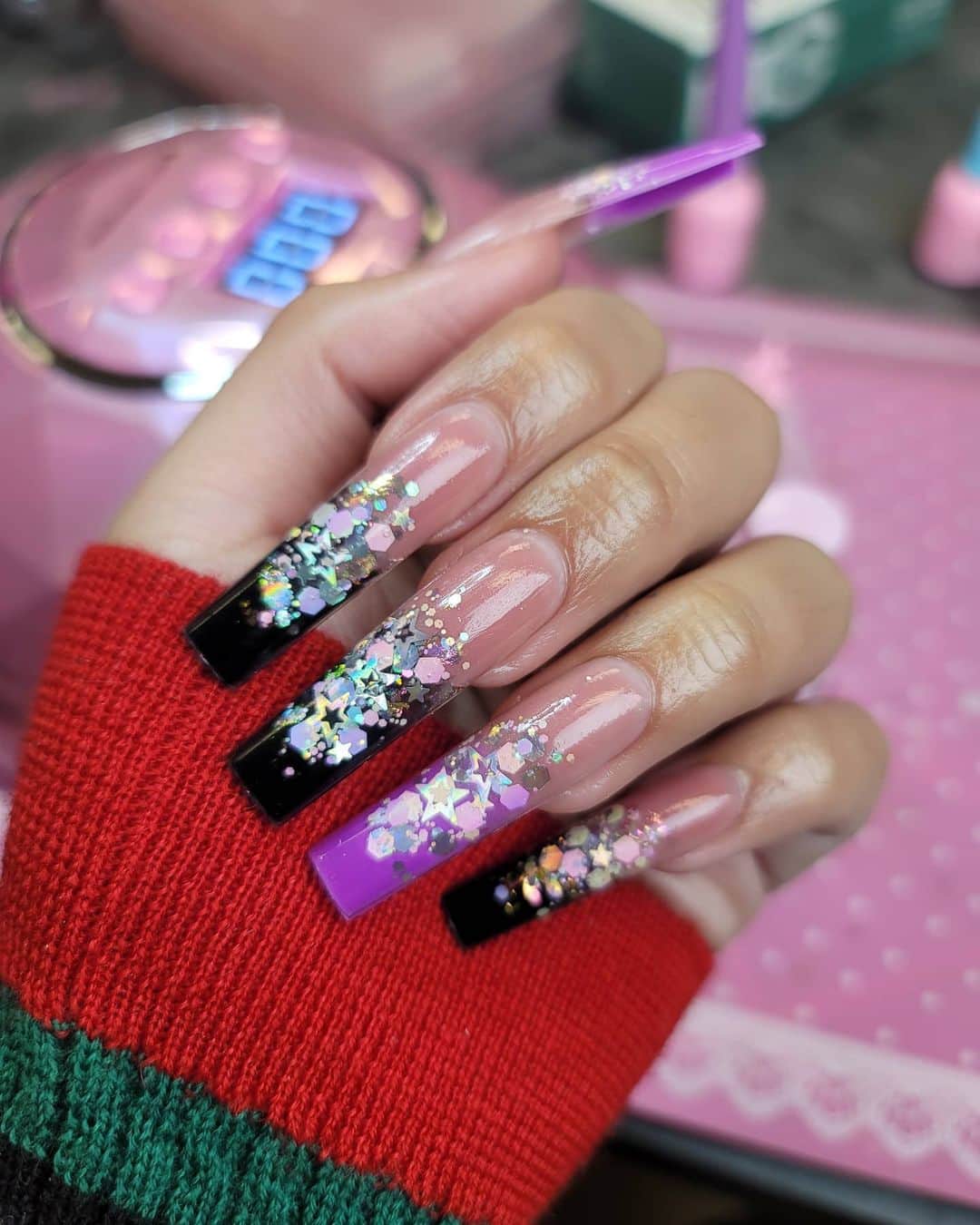 Max Estradaのインスタグラム：「Enailcouture.com 123go gel nail tips in extreme square and encapsulate glitter,  extreme square is out now, The longest square nail in the market period ♡!~ made in the USA Enailcouture.com #ネイル #nailpolish #nailswag #nailaddict #nailfashion #nailartheaven #nails2inspire #nailsofinstagram #instanails #naillife #nailporn #gelnails #gelpolish #stilettonails #nailaddict #nail #naildesigns #nailtech#nailsonfleek #nailartwow #네일아트 #nails #nailart #notd #nails💅 #젤네일 #notpolish #nailcolor #nailsalon #nailsdid #nailsoftheday  designed by @vivxue」