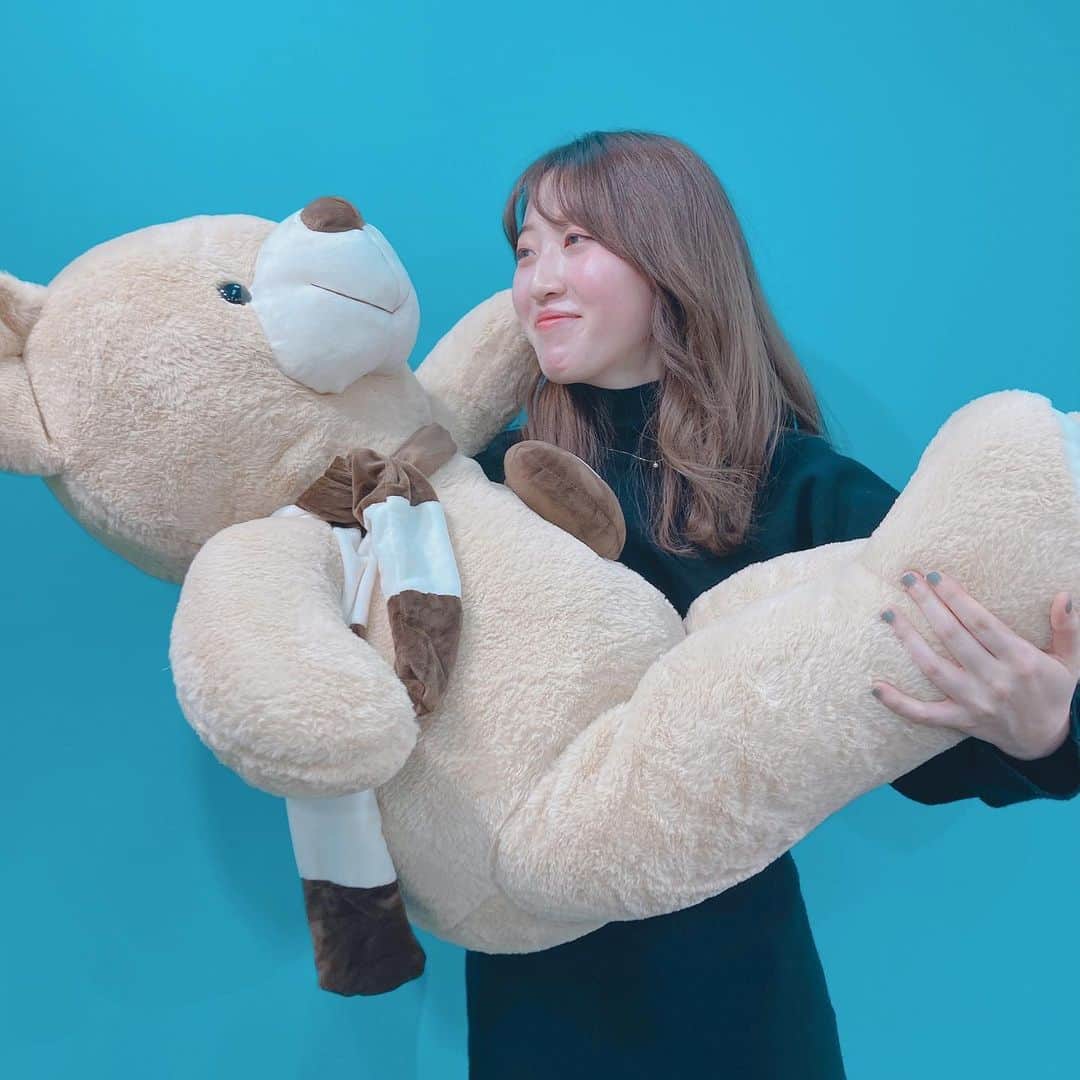 ゆりめりさんのインスタグラム写真 - (ゆりめりInstagram)「お姫様抱っくま🧸  #お姫様抱っこ #ゆりめり」2月5日 19時02分 - yurimeri_official