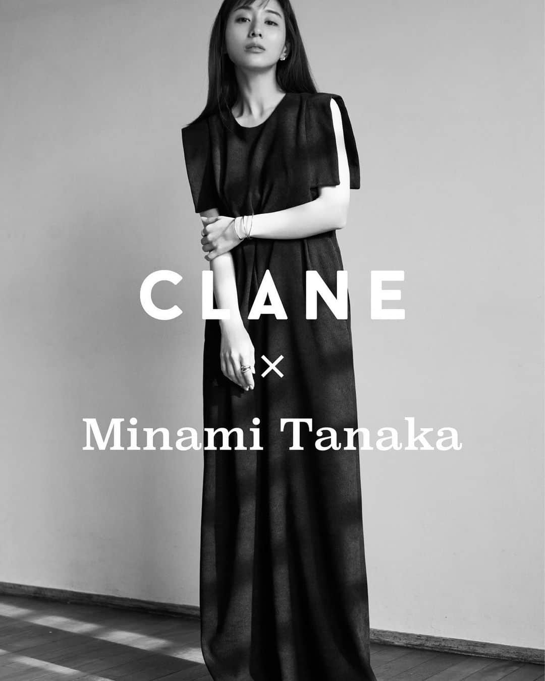 clane_officialさんのインスタグラム写真 - (clane_officialInstagram)「◾️NEWS 「CLANE×田中みな実」のコラボアイテム第二弾の情報が解禁！ CLANE ONLINE STORE限定で2月12日（金）から全3型を先行予約販売いたします。 . 第二弾先行予約アイテムはオールインワン、スカート、 パンツの全3型。 CLANEのアイテムにみな実さんのエッセンスがしっかりと入った「着やすいモード服」を追求しながら、女性の体の悩みにも寄り添ったスタイルアップ見えするアイテムとなっております。 先行予約販売では税抜30,000円以上お買い上げのお客様に、先着でノベルティのショルダーバッグをプレゼントいたします。 ✔︎MINAMI TANAKA×CLANE SQUARE SLEEVE ALL IN ONE ¥22,000+tax . 【コラボレーション詳細】 ■先行発売日：第二弾 2021年2月12日（金） ■一般発売日：2021年3月24日（水） ■販売店舗 ：CLANE ONLINE STORE CLANE直営店  ※先行予約発売はCLANE ONLINE STOREのみで行います。 ※予約販売数量に達し次第終了となります。 ※コラボ商品を税抜30,000円以上お買い上げのお客様に、先着でノベルティのショルダーバッグをプレゼントいたします。 . 2月8日（月）18時には松本恵奈のYouTube「Ena Channel」で第二弾アイテムを実際にみな実さんが着て、アイテムやオススメコーディネートを紹介する動画が初公開されます。 是非お楽しみに！  #CLANE#クラネ#田中みな実#コラボ#伊藤彰紀」2月5日 19時08分 - clane_official