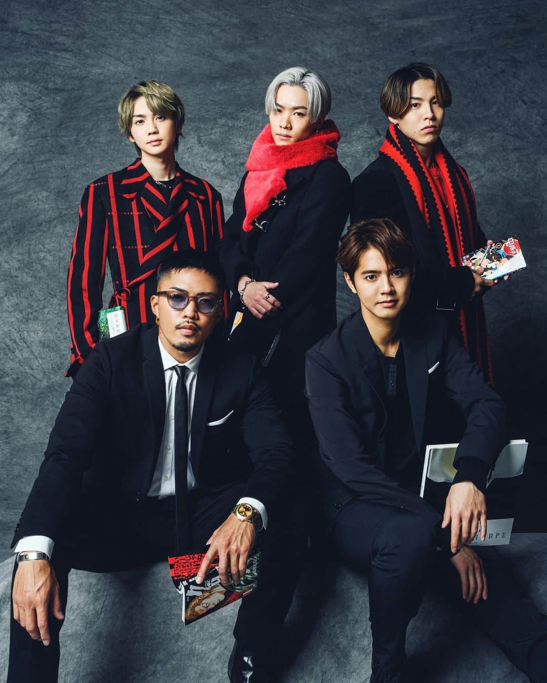 のインスタグラム：「本日発売です。手の表情が良い👌  #ダヴィンチ  #battleoftokyo  #generations  #therampage  #片寄涼太  #数原龍友  #riku  #川村壱馬 #吉野北人」