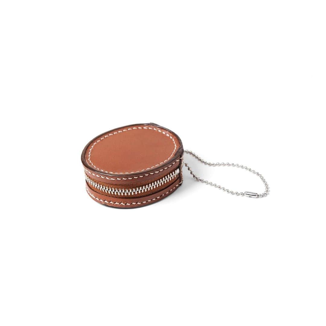 エドロバートジャドソンのインスタグラム：「NEW PRODUCT  BUCKS - OVAL CHAIN BOX - CHECK OUR STOCKISTS   #edrobertjudson」