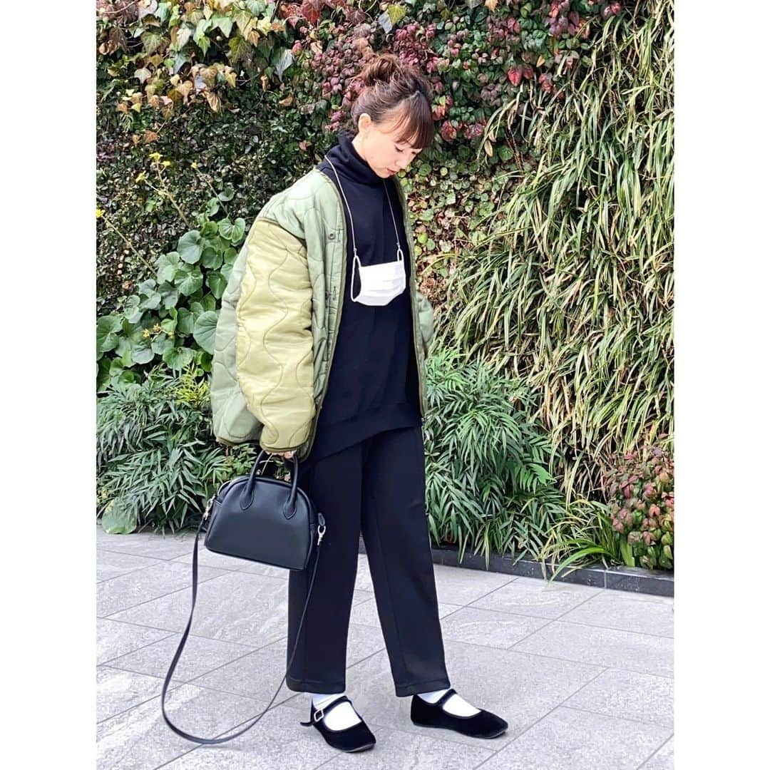 rainbowkwok2さんのインスタグラム写真 - (rainbowkwok2Instagram)「#wear更新  ☝︎ TOPにURL載せてます ．．．．．．✈︎ . . . #code #outfit #ootd . . . 詳しくは#wear で見てね♥︎ wear account → sizu0618 . . .  #MINEBY3MOOTD#コーディネート#ファッション#ママファッション#ママコーデ#ママスタイル#Locari#パイピングコート#ベージュコーデ#ワントーンコーデ#着回し#着回しコーデ #着回しアイテム#春コーデ#アラサーコーデ#アラフォーコーデ #トレンドコーデ#大人カジュアル#カジュアルコーデ#チャイナシューズ#カンフーシューズ」2月5日 20時11分 - sizu_oksam