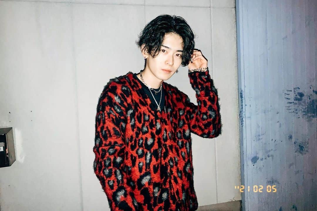 鈴村梨公のインスタグラム：「久しぶりにこっち路線のコーデした🤣」
