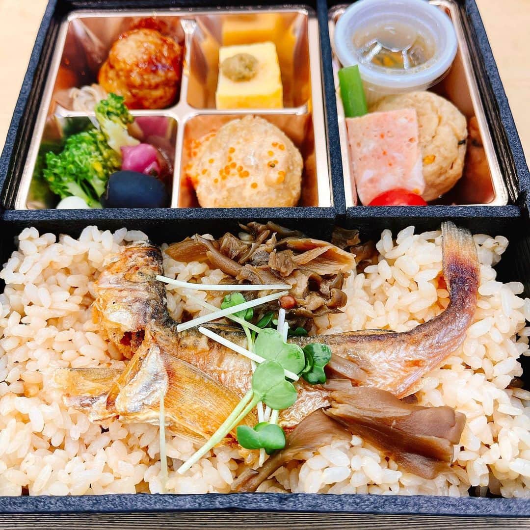 パパイヤ鈴木さんのインスタグラム写真 - (パパイヤ鈴木Instagram)「今日は昼夜お弁当！ 最高👍」2月5日 20時24分 - papaya_suzuki