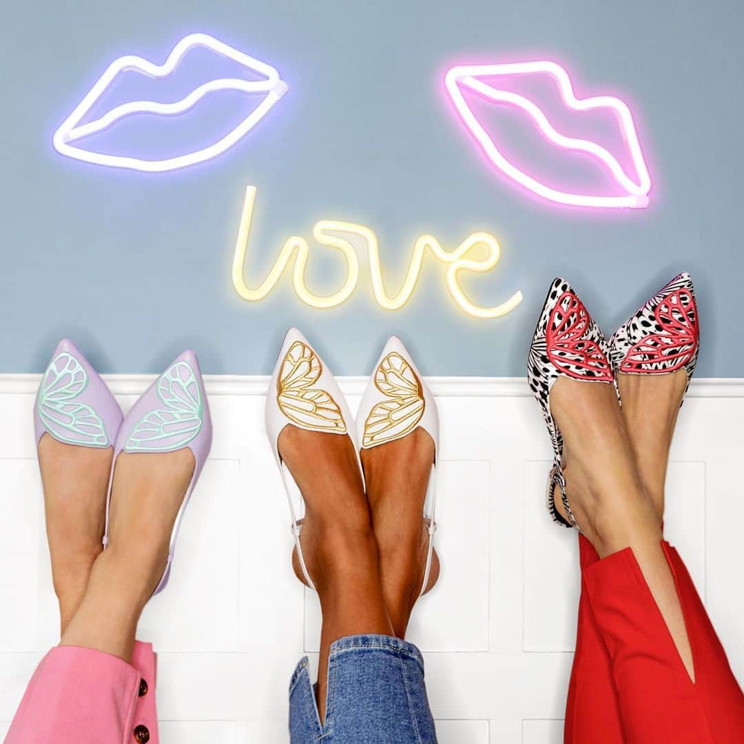 SOPHIA WEBSTERさんのインスタグラム写真 - (SOPHIA WEBSTERInstagram)「Love on top! 💞 Which wing are you loving? 🦋 ⁣ #SophiaWebster #SophiaWebsterWings ⁣」2月5日 20時26分 - sophiawebster