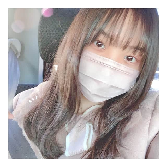 佐藤楓恋のインスタグラム：「【𝐡𝐚𝐢𝐫👼‪‪❤︎‬】﻿ ﻿ 苦手克服チャレンジしてみましたあああ！！﻿ 初の、『ウェーブ巻き！』﻿ ﻿ 写真見ればわかると思うんですけど、やっぱりまだ下手です😔💦﻿ 初めてで上手くいかないけど、﻿ できるように頑張ります✊🏻🔥﻿ ﻿ ヘアアレンジという苦手を克服してくぞおお！！﻿ ﻿ ﻿ #苦手克服チャレンジ #ウェーブ巻き #ヘアアレンジ #巻き髪 #popteen  #jc #レギュラーモデル #Popteenレギュラーモデル #popteen芸能部  元 #eダンスキッズ #埼玉県民」