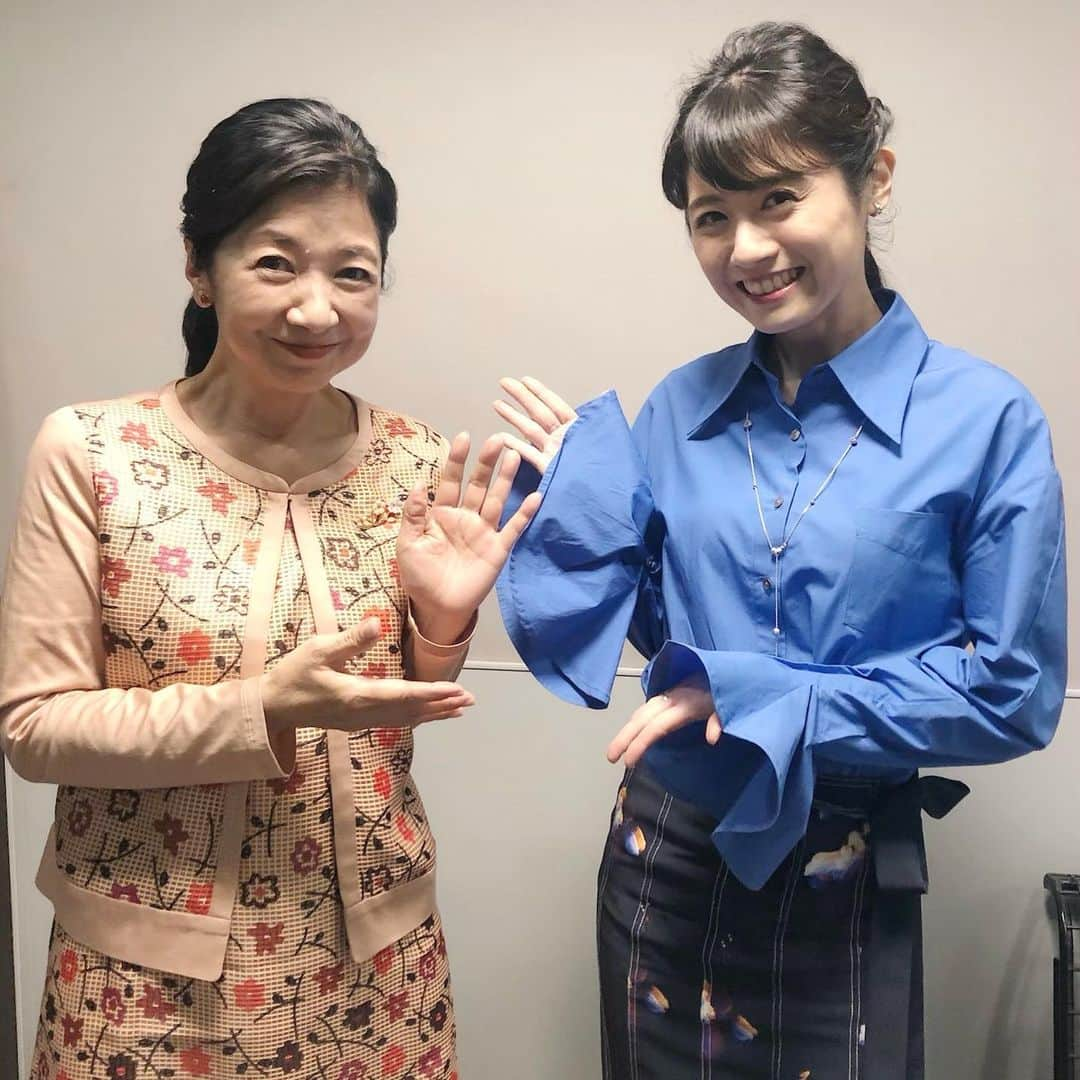 宮崎美子さんのインスタグラム写真 - (宮崎美子Instagram)「明日の夜7時からTBS「クイズオンリー1」に出演します。  松尾依里佳さんといっしょでした！  オンリー1の正解者に賞金100万円というクイズ番組！  さて、オンリー1は出るのでしょうか…お楽しみに。  #tbs #クイズ #オンリーワン#松尾依里佳さん」2月5日 21時11分 - miyazakiyoshiko.official