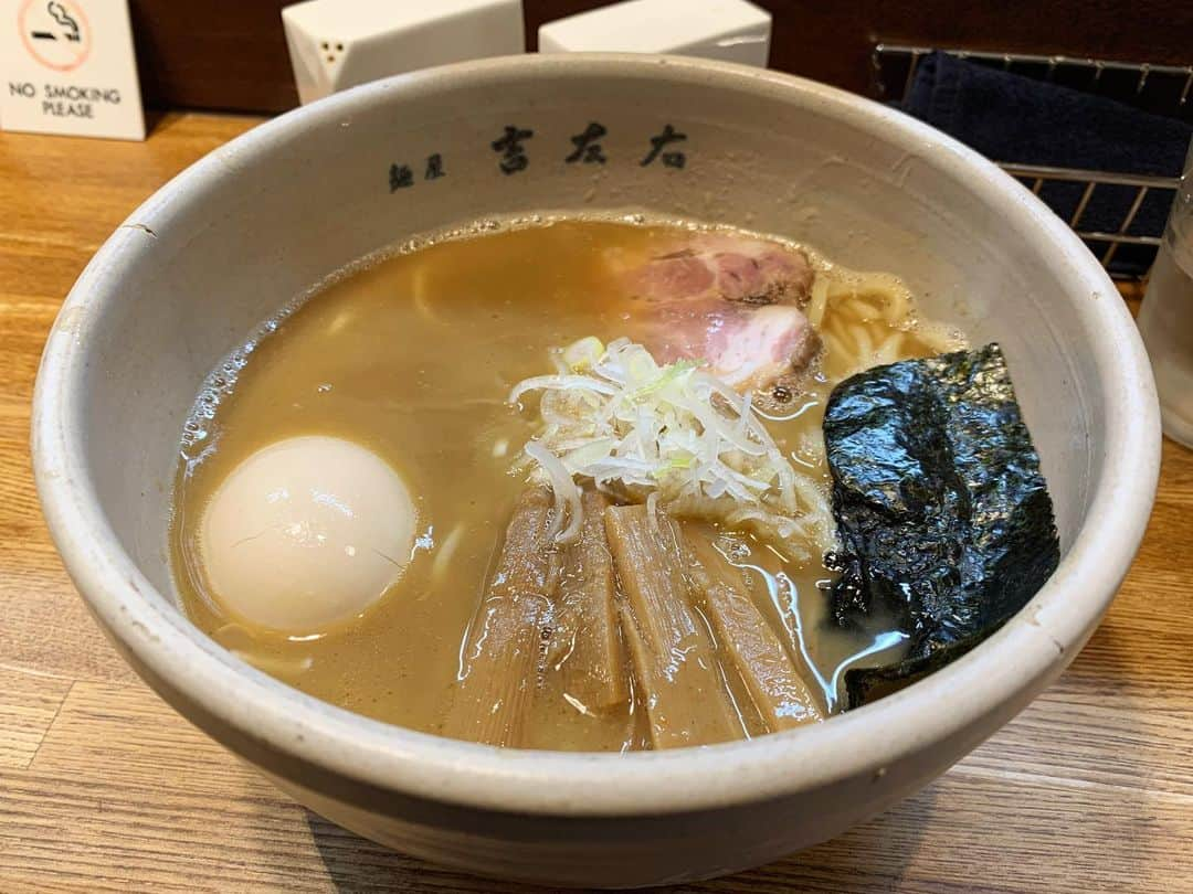 SUSURUさんのインスタグラム写真 - (SUSURUInstagram)「麺屋 吉左右@木場 味玉らーめん 木場の名店に初訪問🎉 鶏と豚と魚介のミックススープは口当たり滑らかでしつこくなく、グイグイ飲めちゃう美味しさ！ 自家製の中太麺はツルッと喉越しよく、コシもしっかりしていてスープとの絡みも抜群🍥 毎日でもすすれそうな究極の一杯でした。 #susuru_tv #麺屋吉左右 #木場 #東京 #味玉らーめん #うまい  #ラーメン #らーめん #ramen #ラーメン部 #ramennoodles #毎日ラーメン生活 #麺スタグラム #japaneseramen #japanramen #foodstagram #foodie #noodles #instanoodle #instaramen #instafood #susururecommended #東京ラーメン #豚骨魚介ラーメン」2月5日 21時40分 - susuru_tv