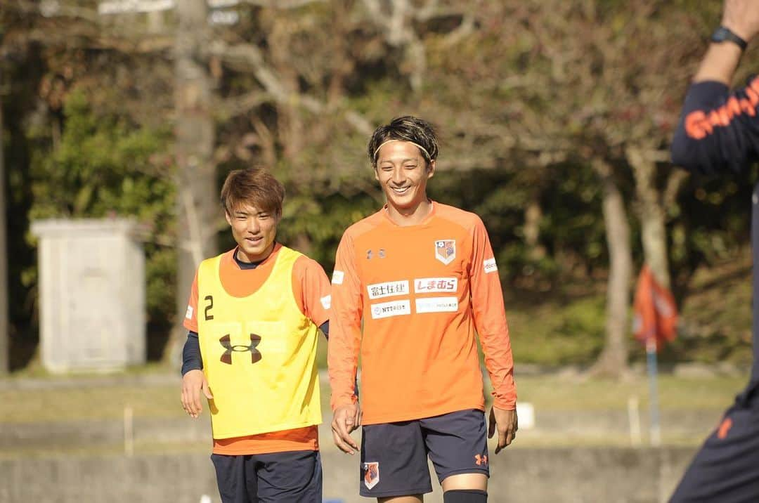 馬渡和彰さんのインスタグラム写真 - (馬渡和彰Instagram)「﻿ ﻿ 沖縄キャンプ13日目⚽️﻿ ﻿ ハードに練習してますが、残りの期間で体がどう仕上がっていくのか楽しみです😁﻿ ﻿ 明日も頑張りまーす💪‼️﻿ ﻿ #大宮アルディージャ #ardija #SHOW﻿ #馬渡和彰 #8﻿ #adidas #adidasfootball #adidastokyo」2月5日 21時34分 - kazuaki_mawatari