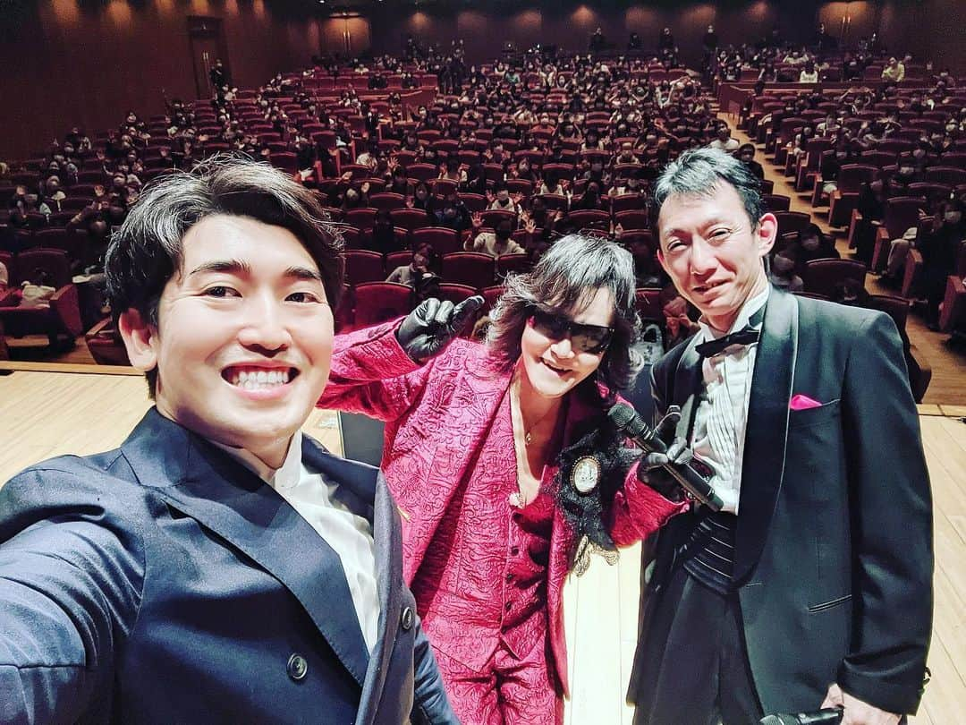 Toshlさんのインスタグラム写真 - (ToshlInstagram)「#龍玄とし #premiumconcert #金沢 #終了 #やっぱり #コンサート は #最高 #です #ご参加ありがとうございました #お茶の間 #ありがとう  開催にご尽力、ご協力下さったすべての皆様に、心から感謝申し上げます #マエストロ #原田慶太楼 #オーケストラアンサンブル金沢 #バイオリン #坂本久仁雄」2月5日 21時47分 - toshl_officia