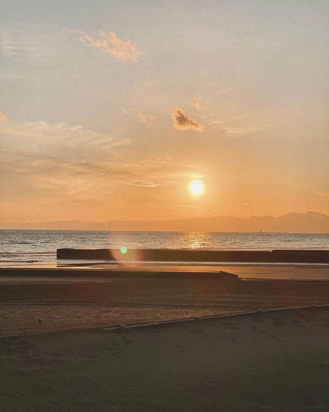 馬詰まほのインスタグラム：「m o o d 🌅」