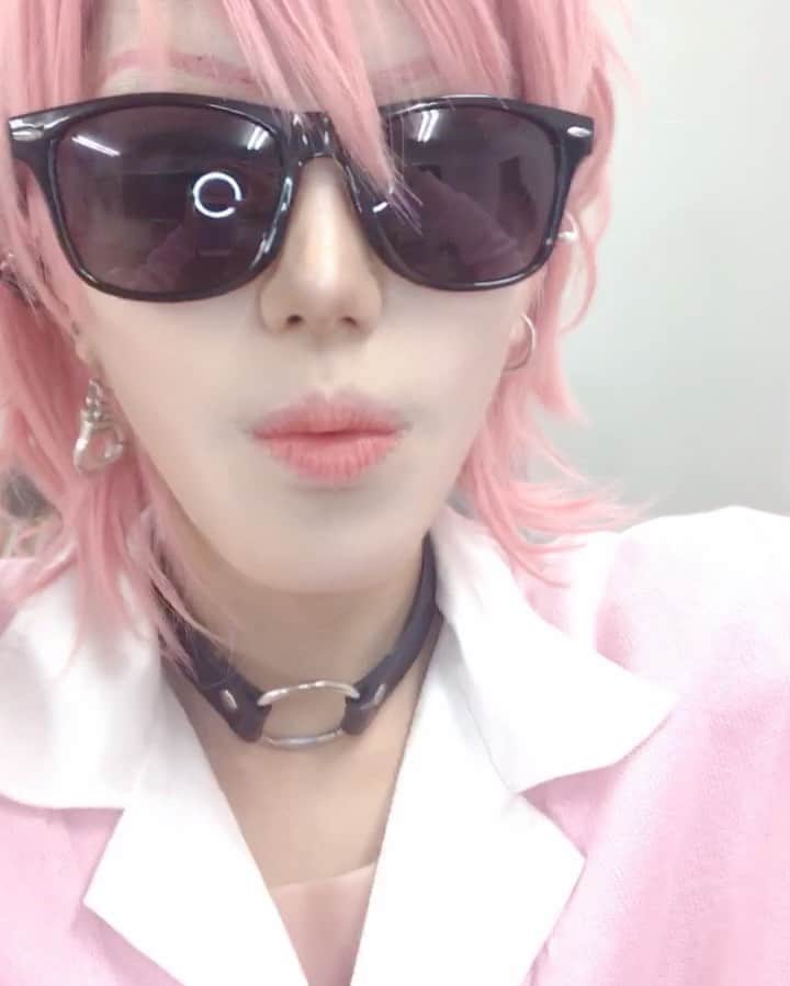 だるまのインスタグラム：「スマタ、、、？？  #yuriayato #yarichinbitchclub #cosplay #cos #ヤリ部 #yaoi #japan #me #followｍe #いいね返し #コスプレ #コスプレイヤー #BL #ヤリチンビッチ部 #selfie  #百合絢斗 #百合くん」