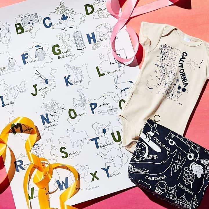 のインスタグラム：「Baby Bundles with Maptote...A B C, It's easy as 1 2 3! These bundles make a great #ValentineDayGift for the little loves in your life! ❤️💛」