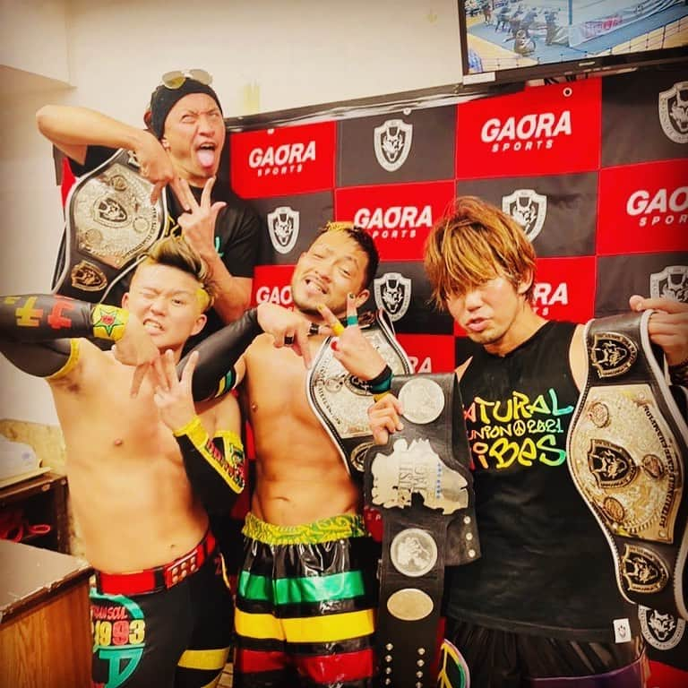 Kzyさんのインスタグラム写真 - (KzyInstagram)「#dragongate #prowrestling  #後楽園ホール #naturalvibes  #u_t #横須賀ススム  #新コスチューム  #partyanthem #timetogocrazy #new  #リニューアル   @kameitaketo の復帰を待っていてね❗️ #亀井丈人 #改造計画進行中   #naturalvibesしか勝たん」2月5日 23時08分 - kzy_time_ebe2