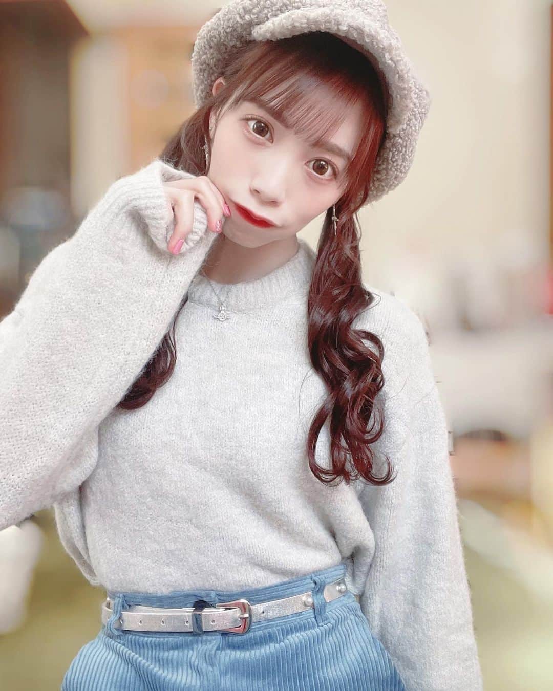 宇佐美幸乃のインスタグラム：「最近水色が好きなの。  #idol #アイドル #luce #instagood #instagram #instalike #instapic #picture #fff #followｍe #gu #ツインテール」