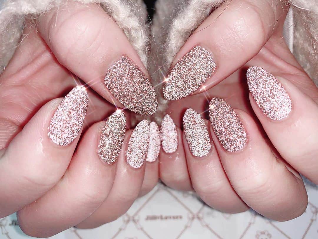 mamijinguのインスタグラム：「@icegelnail  @icegel_japan   #jillandlovers #nail #nailart #paragel #gelneil#gel #ネイル #ネイルアート #me #look #love #かわいい」