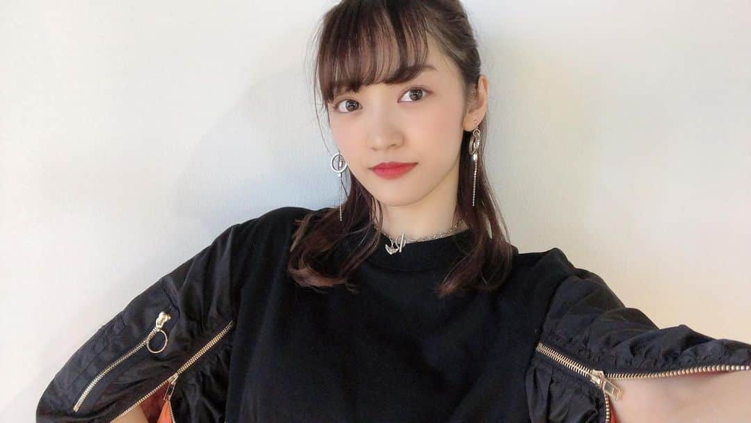下村実生のインスタグラム：「今日更新のYouTubeでITZYさんのWANNABEを踊りました！ めっちゃ難しかったけど頑張ったので 是非チェックしてね〜👀  おやすみ💤  #こつこつみきちゃんねる」
