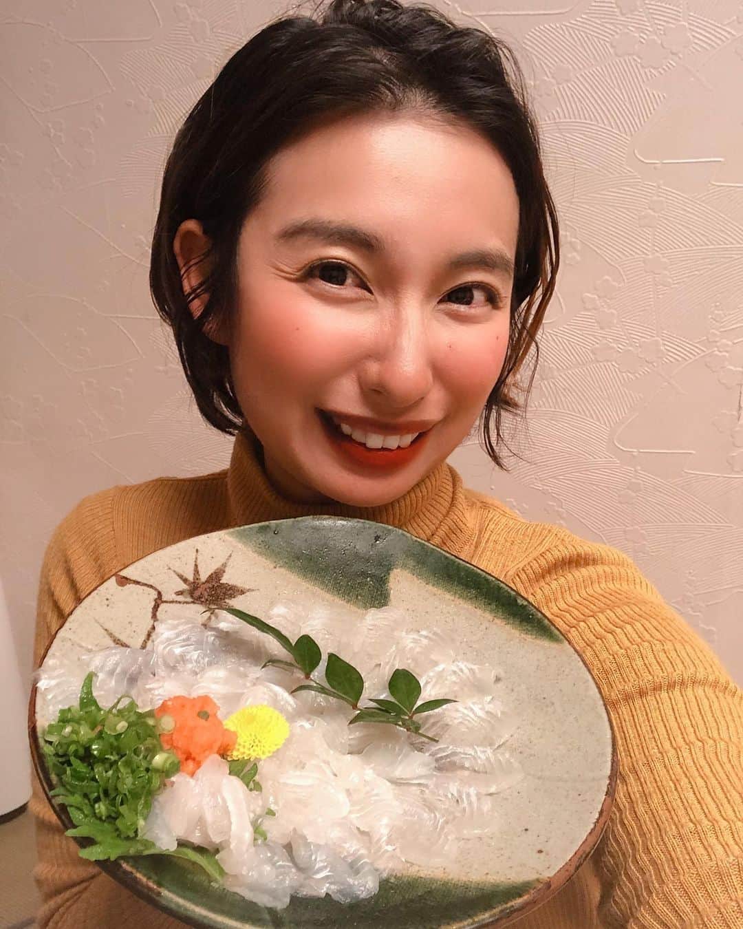 エマ中岡優姫のグルメインスタ