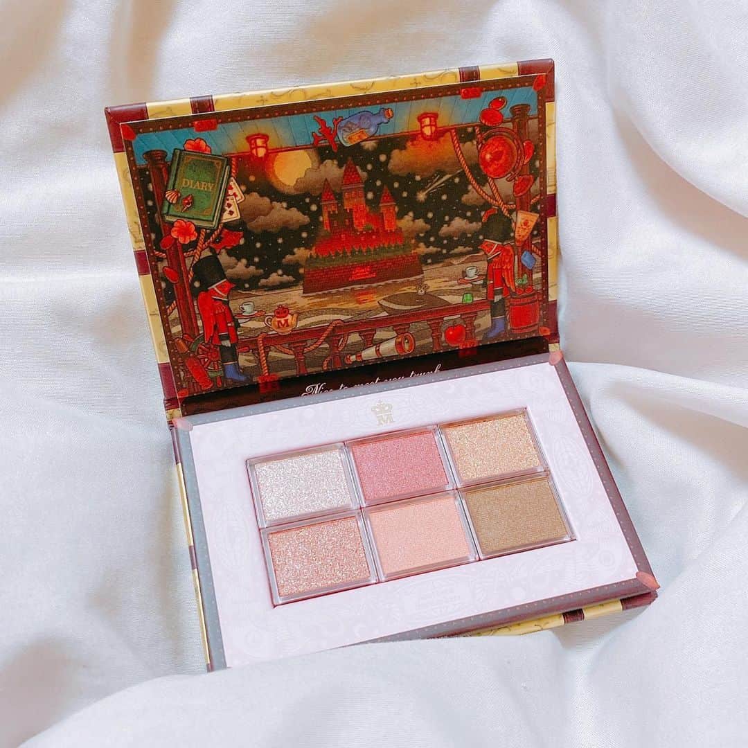 のインスタグラム：「. . 可愛いコスメを のぞみーから プレゼントしてもらったよ💄🎶  #コスメ #cosmetics  #マジョリカマジョルカ」