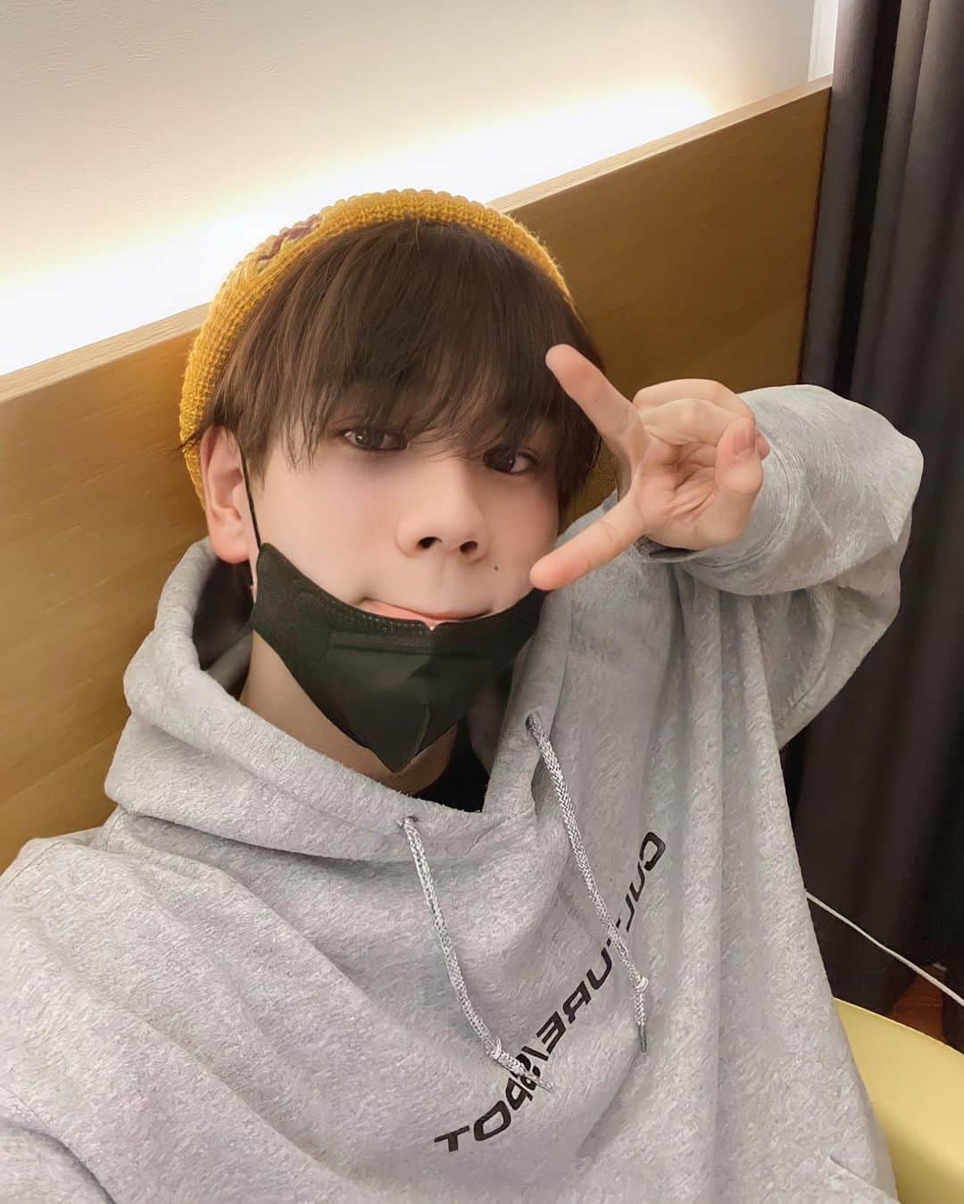 のインスタグラム：「兜movie ご視聴ありがとうございました！笑笑 残りの学生期間楽しみます！ また来てください！👍👍  #ONTACT_WITH_JO1  #JO1 #豆原一成 • • 🇯🇵 DON'T FORGET TO FOLLOW 🤴🏻 UPDATE OF MAMEHARA ISSEI ➖➖➖➖➖➖➖➖➖➖➖➖➖ #Mameharaissei #mameissei #mamehara #issei #豆原一成 #okayama #produce101japan #produce101jp  #produce101season2 #produce48 #producex101 #IOI #WANNAONE #IZONE #X1 #JO1 #protostar #japan」