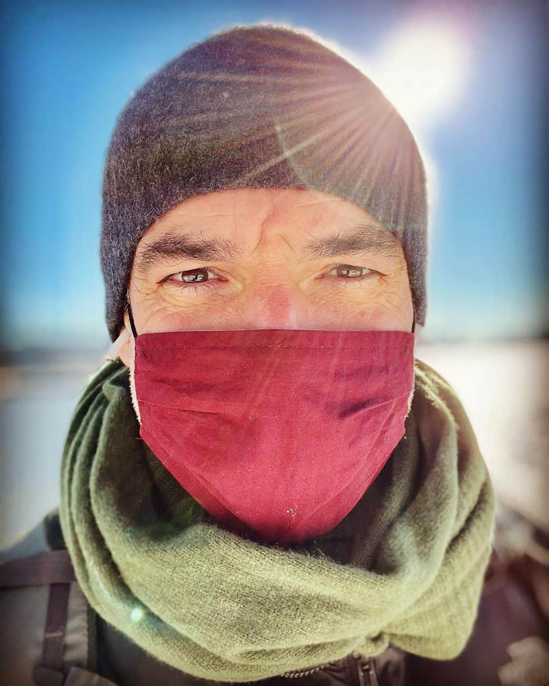 のインスタグラム：「Winter Sun. Get out of the head. Find the light. I try everyday.」