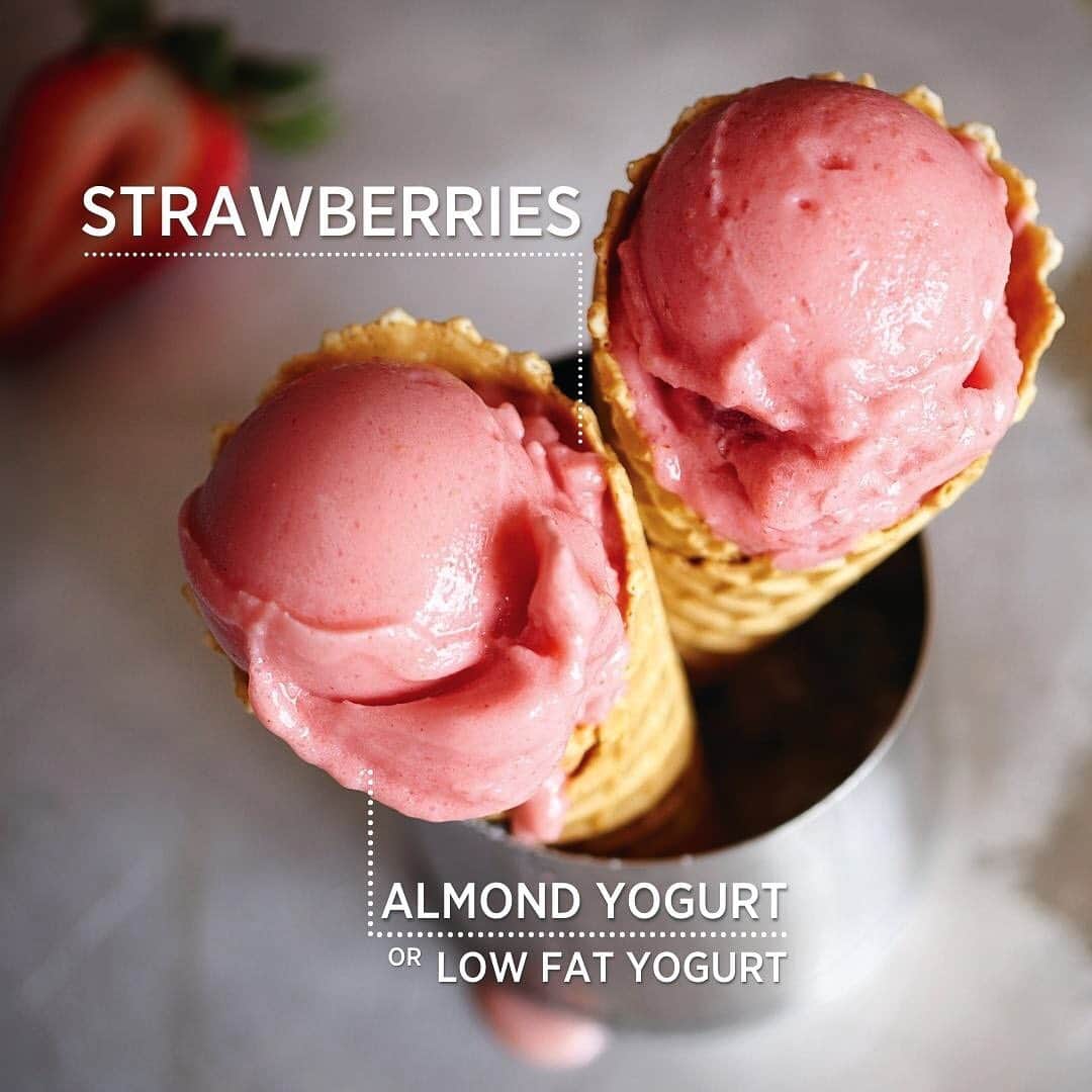 Vitamix Global Headquarters Real foodさんのインスタグラム写真 - (Vitamix Global Headquarters Real foodInstagram)「One fro-yo for you...but who gets number two? 👯 Comment who you'd share this Strawberry fro-yo with!🍓  • 📸 : Strawberry Frozen Yogurt recipe link in bio •」2月6日 0時51分 - vitamix