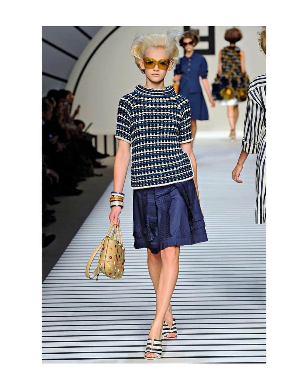 ギンタ・ラピーナさんのインスタグラム写真 - (ギンタ・ラピーナInstagram)「Some of my all time favorite fashion looks that i wore in the past. Which one is your favorite? ♥️  #miumiu #louisvuitton  #versace  #fendi  #valentino  #johngalliano #dior #yvessaintlaurent  #dolcegabbana  #bottegaveneta  #chanel」2月6日 1時42分 - gintalapina