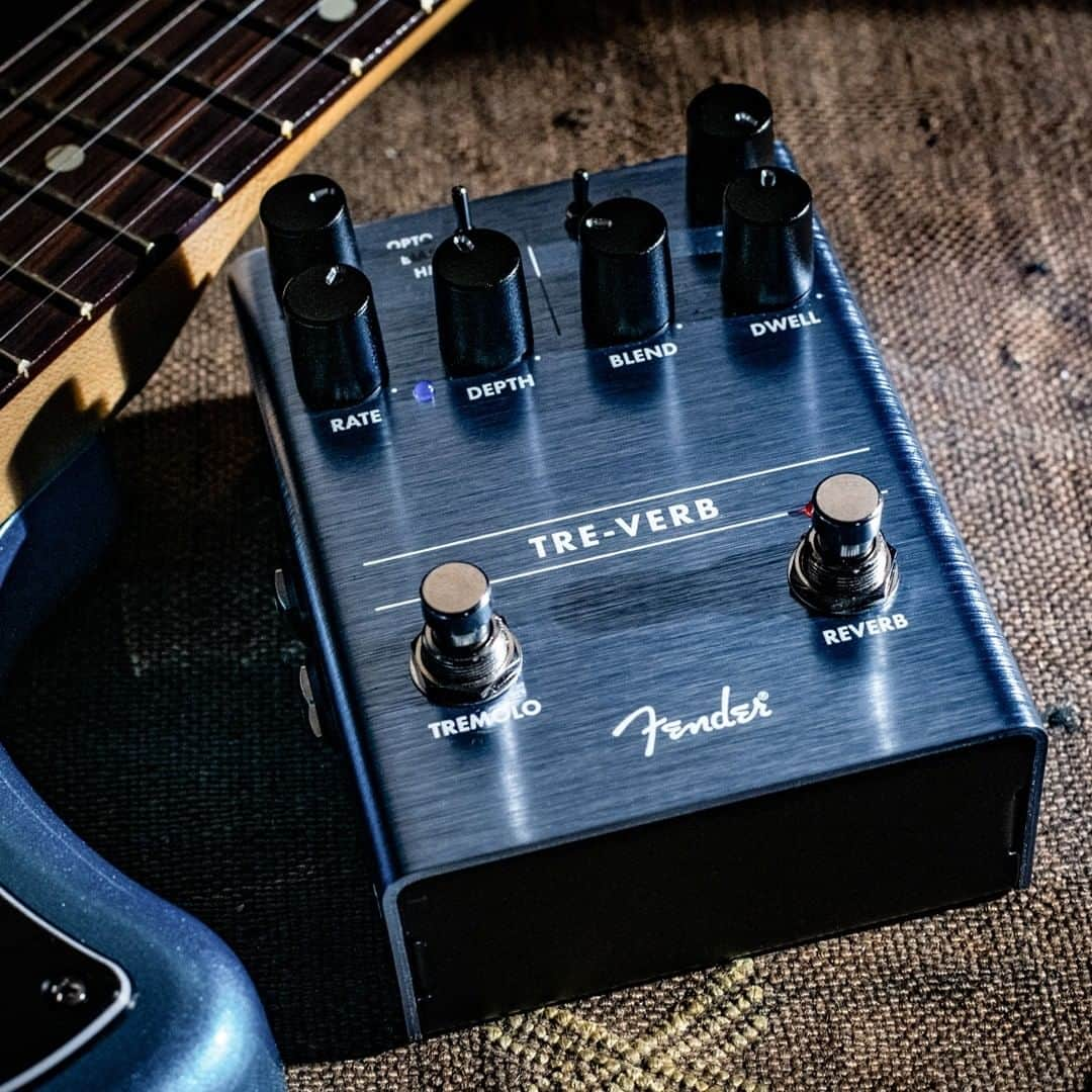 Fender Guitarさんのインスタグラム写真 - (Fender GuitarInstagram)「Recreate classic sounds… or conjure otherworldly new ones. From lush spring reverb to hypnotic waves of tremolo, the Reflecting Pool and Tre-Verb pedals put the magic of genuine Fender amp effects — and more — at your feet. Learn more via link in bio.  🎵: @stuze_cruise  🎨: @scorpiondagger」2月6日 2時01分 - fender