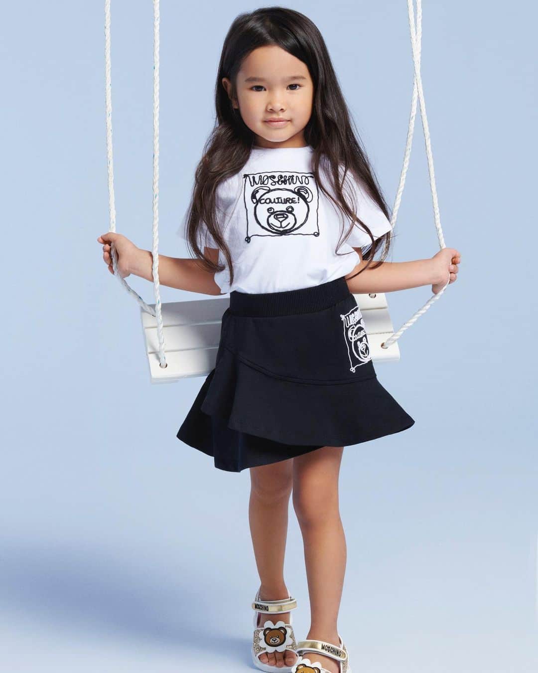 Moschinoさんのインスタグラム写真 - (MoschinoInstagram)「Moschino kids collection on moschino.com and Moschino Shops #moschino @itsjeremyscott」2月6日 2時21分 - moschino